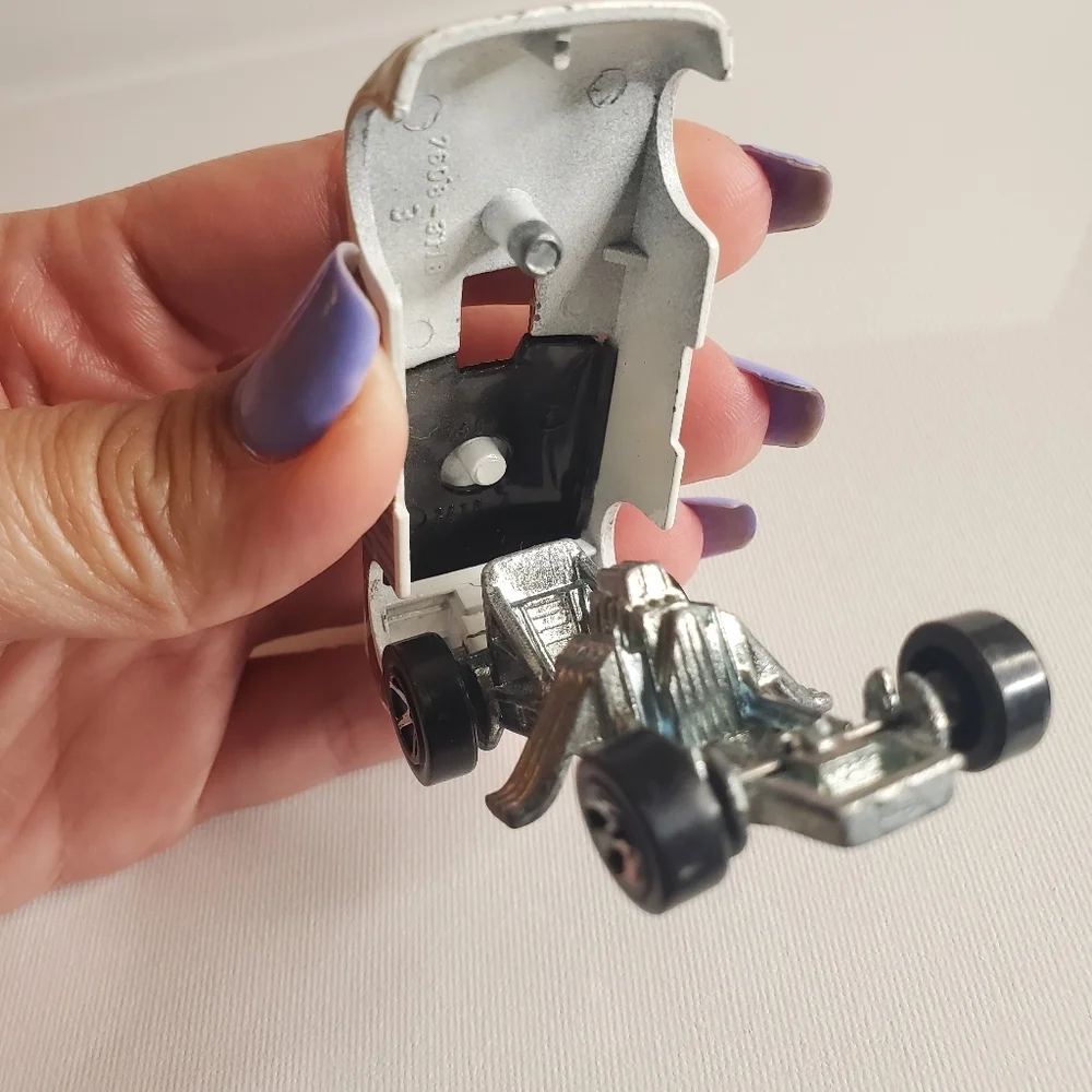 Vintage 1977- Hersheys Hot Wheel
